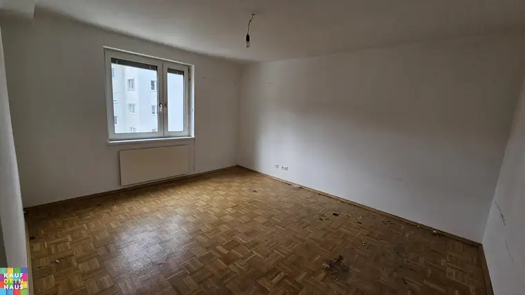 Günstige zwei Zimmer- Genossenschaftswohnung in Zentrumsnähe