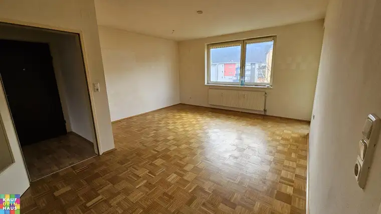Genossenschaftswohnung mit 3 Zimmern mit Balkon - unbefristeter Mietvertrag