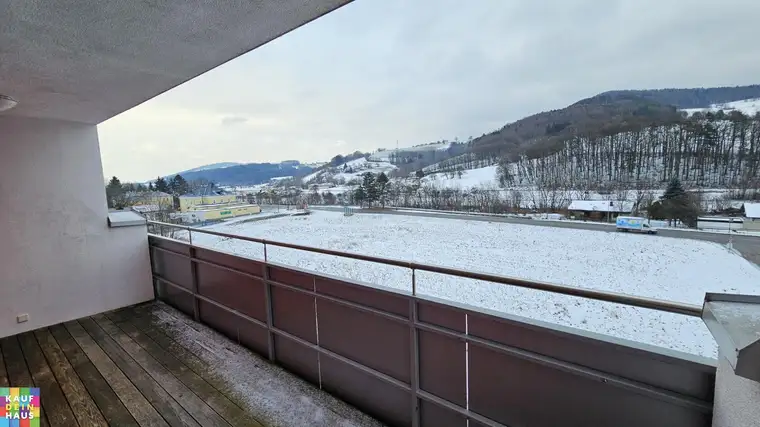PROVISIONSFREIE GEFÖRDERTE 2- ZIMMERWOHNUNG mit LOGGIA