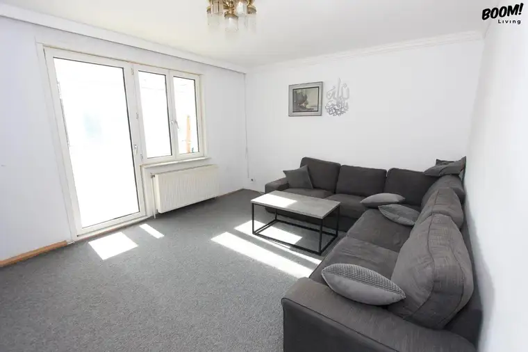 Charmante 3-Zimmer-Wohnung mit 2 Loggias in ruhiger Lage