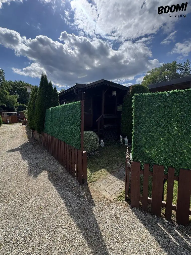 Wohnen im Grünen nahe Wien – Gartenhaus mit Hauptwohnsitz