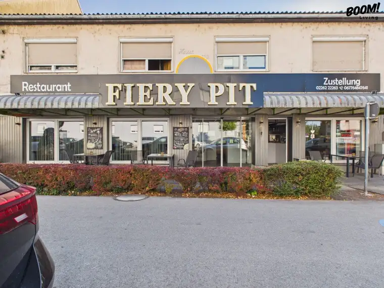Voll ausgestattetes Restaurant mit italienischer Küche, Pizzaofen und Gastgarten in Korneuburg