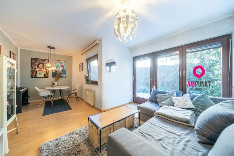 Nonntal: 2-Zimmer-Wohnung mit außergewöhnlich großem Garten und Tiefgarage.