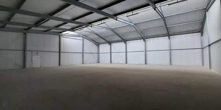 LAGERHALLE in sehr guter Lage mit 600 m² zu vermieten.