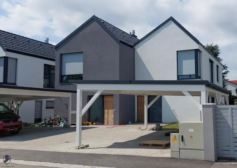 Schöne neu gebaute Doppelhaushälfte in Wulkaprodersdorf zu verkaufen.