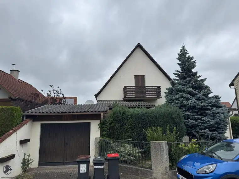 Einfamilienhaus mit Potenzial in ruhiger Lage