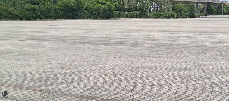 +++ Zur Vermietung gelangt in Wulkaprodersdorf eine Freie Fläche mit ca. 400 m² - 4000 m² +++