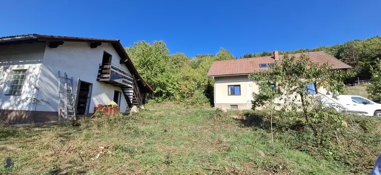 RENOVIERUNGSOBJEKT MIT POTENZIAL! Einfamilienhaus auf ca. 1.651 m² Grundstück in Brand-Laaben