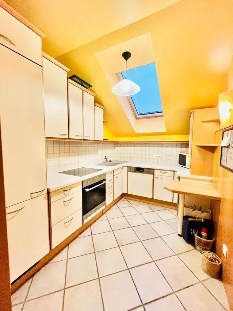 Super schöne 3-Zimmer-Dachgeschoßwohnung in ruhiger, zentraler Lage in Telfs