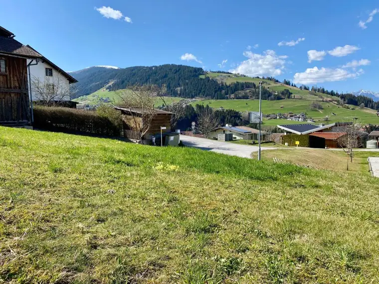 Leistbares, sehr schönes Grundstück in herrlicher Aussichtslage