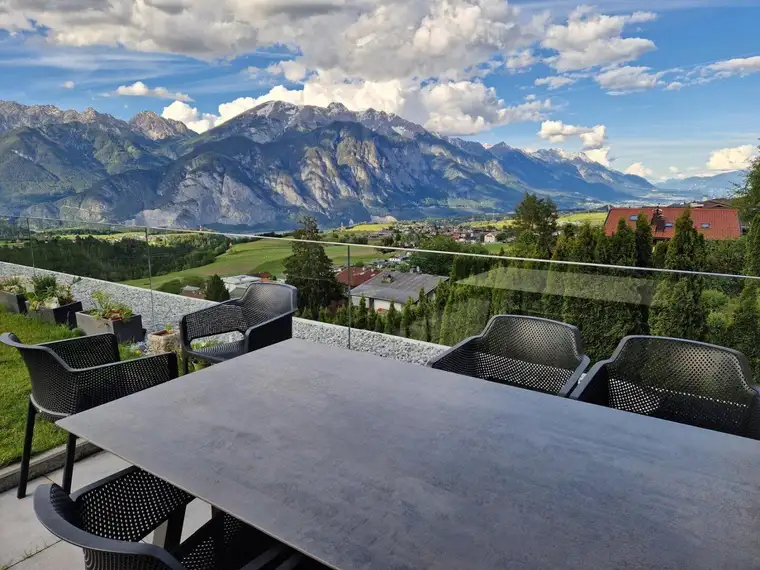 Design&amp;Wohlfühl-Highlight! Traumhafte 4-Zi. Gartenwohnung im Mittelgebirge