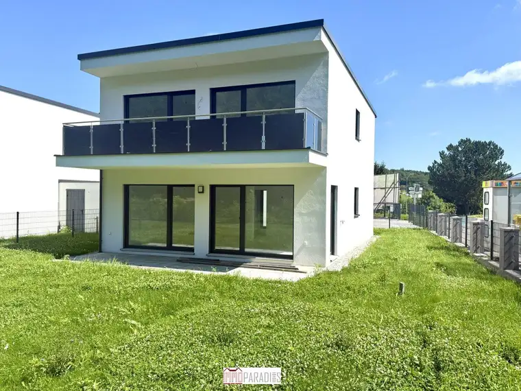 Exklusives Wohnen am Waldrand – „Am Steinriegl 80“