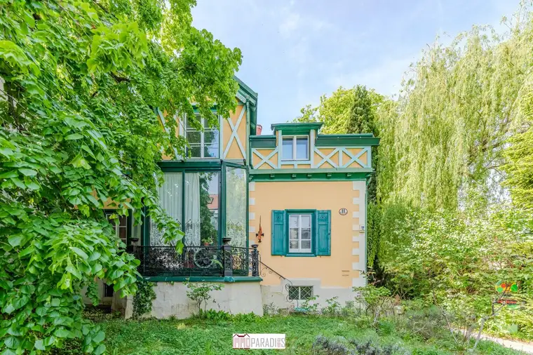 Historische Villa mit parkähnlichem Grundstück in bester Lage von Mödling – Anlegerobjekt mit lebenslangem Wohnrecht