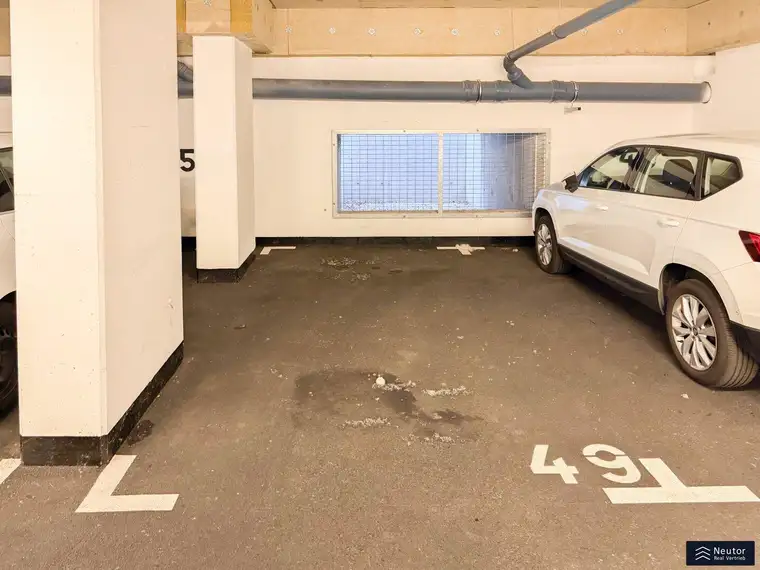 TIEFGARAGENSTELLPLATZ IN DER NÄHE ENKPLATZ U3