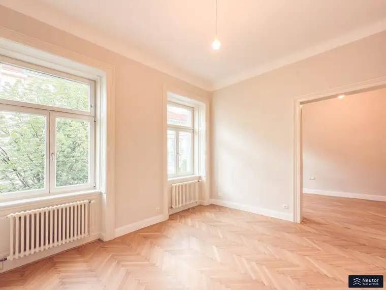CHARMANTE BALKONWOHNUNG - HERRSCHAFTLICHER ALTBAUCHARME - LICHTDURCHFLUTET - KLIMATISIERT - IM HERZEN DES 3. WIENER GEMEINDEBEZIRKS