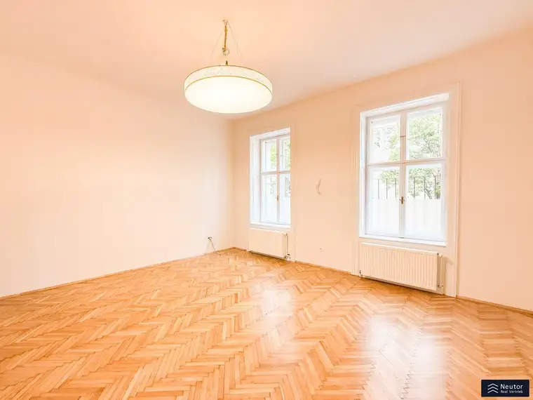 EXQUISITES ALTBAUJUWEL - 2,5-ZIMMER-WOHNUNG - LICHTDURCHFLUTET - IM HERZEN DES 9. WIENER GEMEINDEBEZIRKS