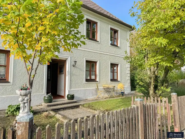 Mostviertler Vierkanthof mit Erweiterungspotenzial