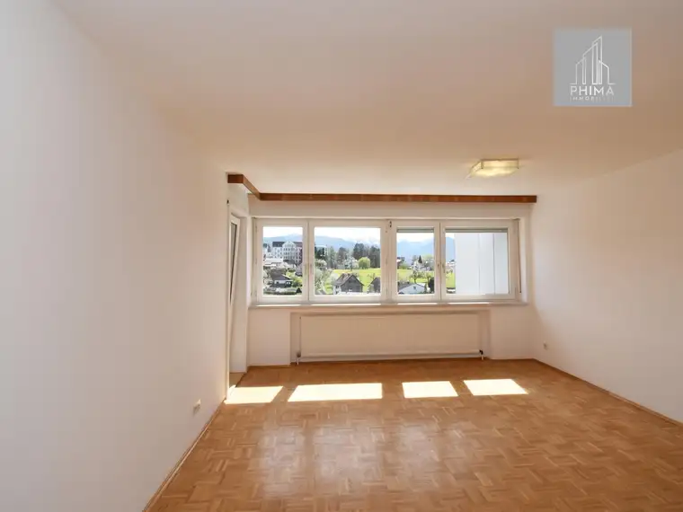Gut vermietete 4 Zimmer Wohnung mit herrlichem Panoramablick über Bregenz zu verkaufen