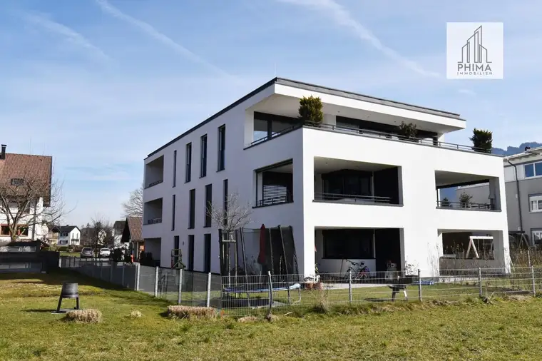 Attraktive 2-Zimmer-Dachgeschosswohnung in Kleinwohnanlage!