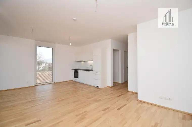 Attraktive 2-Zimmer-Dachgeschosswohnung in Kleinwohnanlage!