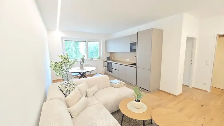 Erstbezug nach Renovierung! - Moderne 3,5 Zimmerwohnung in Wels