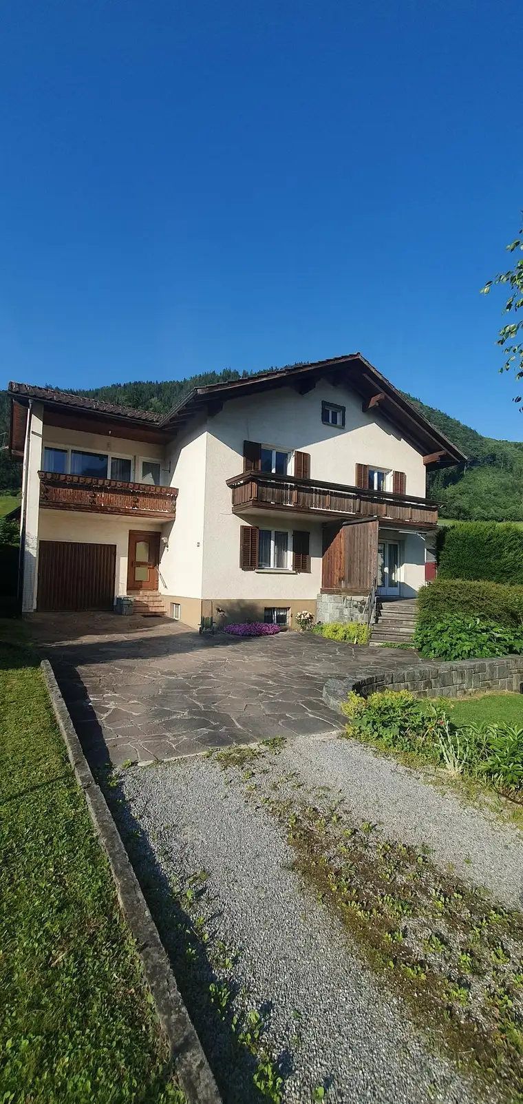  Charmantes Einfamilienhaus mit Garten und Garage in Bludenz mit Potenzial zur Erweiterung 