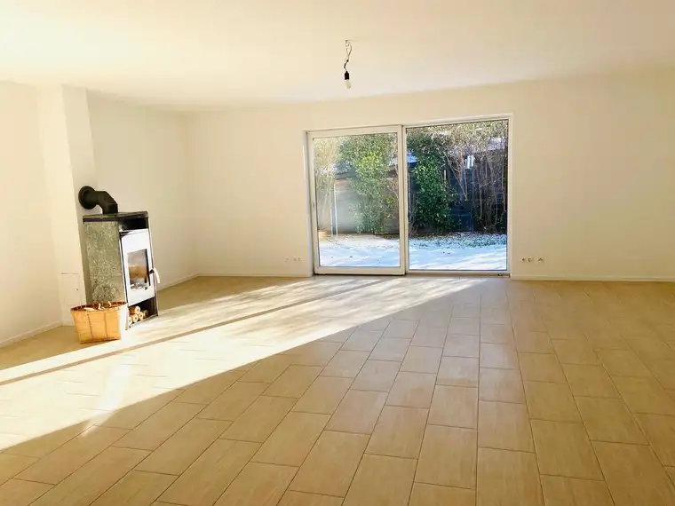 Sonnige Eckgartenwohnung