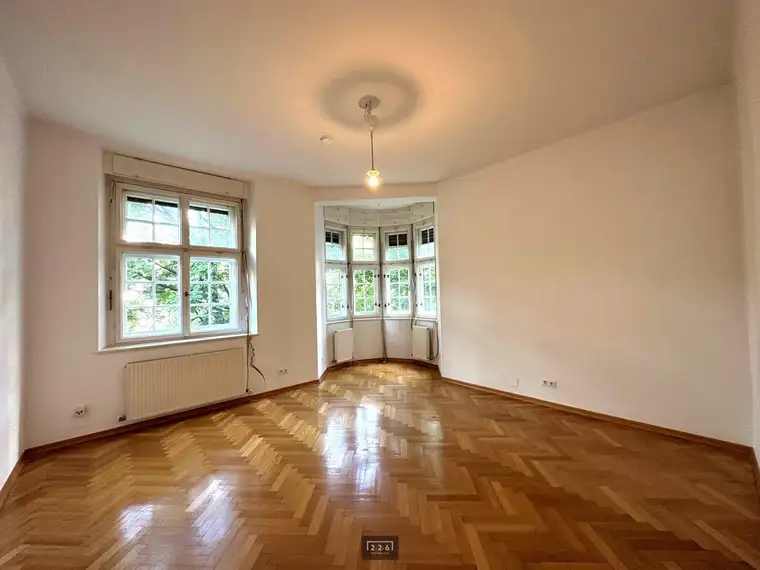 226 Immobilien: Elegante 2-Zimmer-Altbauwohnung zur Miete / Innsbruck Saggen