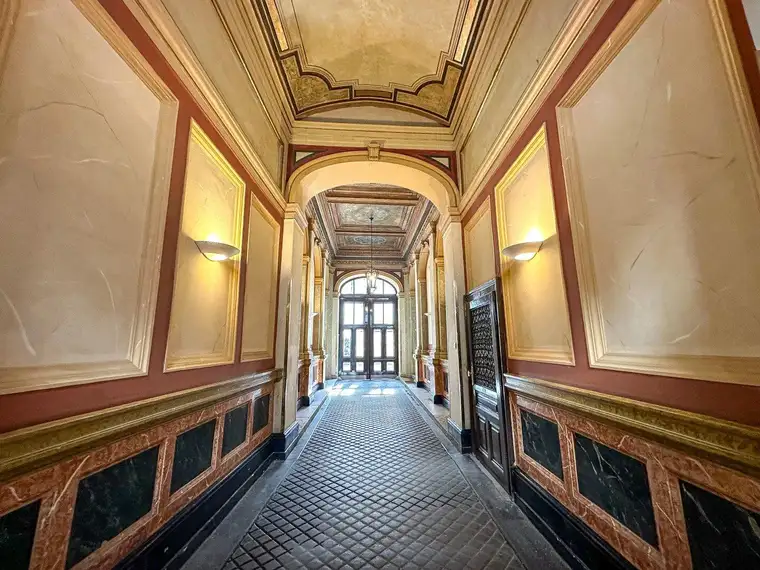 || Wohnen beim Schloss Belvedere || renovierungsbedürftige 3-Zimmer Wohnung im Alt-Wien-Flair in zentraler Lage