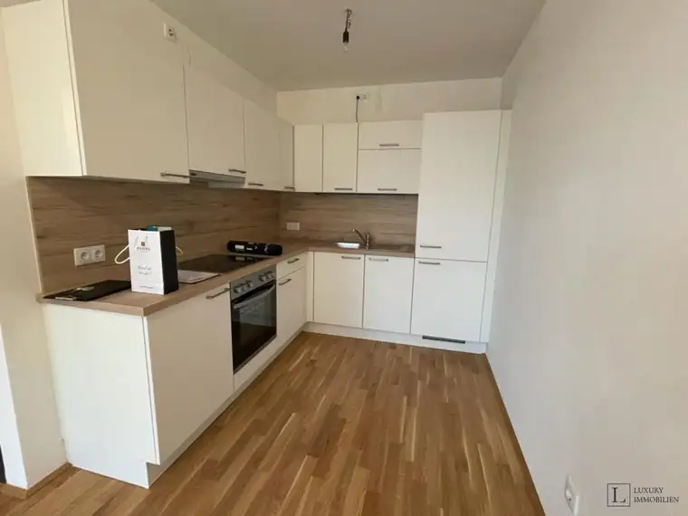 2-Zimmer-Wohnung &amp; Tiefgaragenplatz incl., schöne Aussicht in begehrter Lage