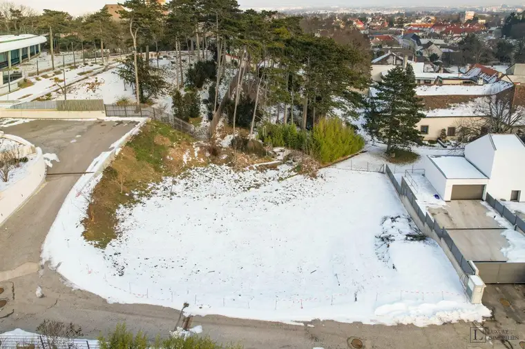 Exklusives Baugrundstück mit genehmigtem Villenprojekt in Perchtoldsdorf