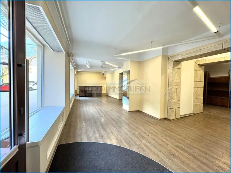 großzügiges Geschäft / Büro in der Altstadt von Lienz