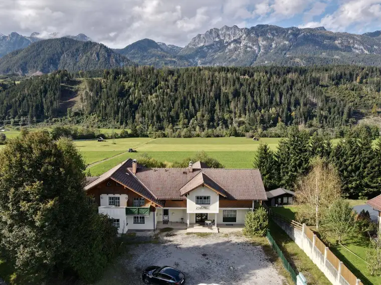 Dieter Marker, Marker Immobilien GmbH