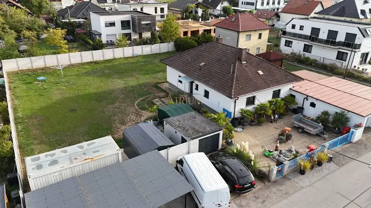 Gepflegter Bungalow mit Garten &amp; mehreren Stellplätzen in Gerasdorf – 4 Zimmer, 105m²!