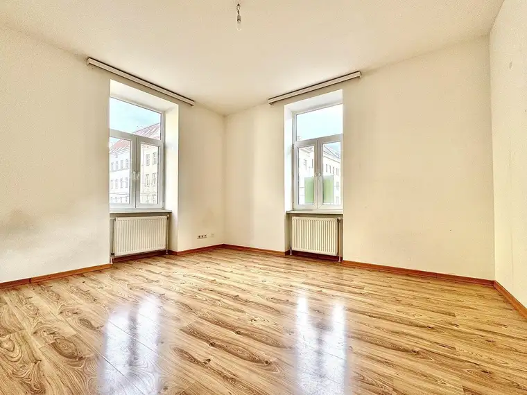 Magalie Felsinger, Alexander Ringsmuth GmbH