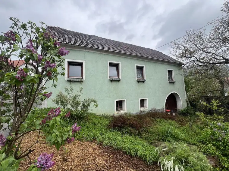 Dein Projekt - Wachau Lage - Dreikanthof - 934m² großes Grundstück