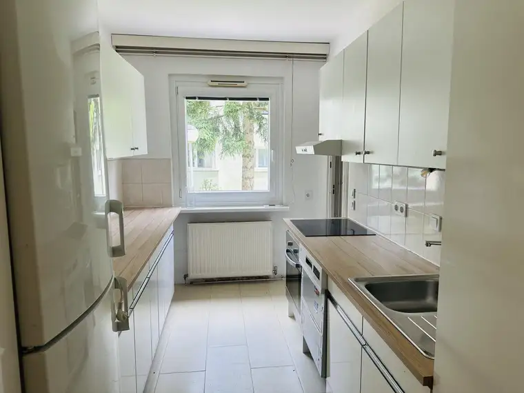 Grünlage: 2-Zimmer-Wohnung mit Balkon in Maria Enzersdorf