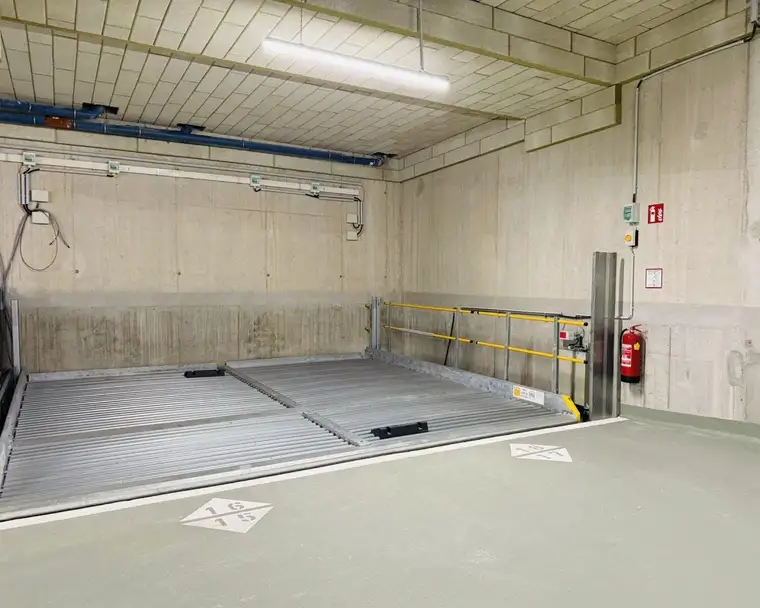 Tiefgaragenplatz zu vermieten ! Nähe U-Bahn Längenfeldgasse ( U4, U6 )