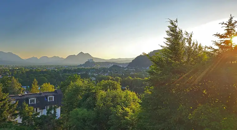 Atemberaubendes Grundstück in Panoramalage