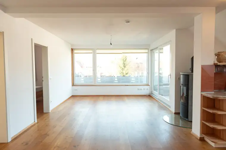 Dachgeschosswohnung mit Top-Ausstattung und herrlichem Ausblick 