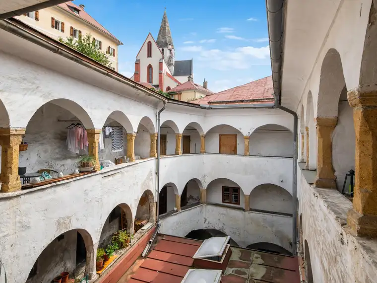 Renaissance Stadthaus mit drei Wohneinheiten im Zentrum von Murau