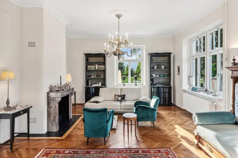 Wohntraum im Jugendstil - saniert und wieder zum Leben erweckt -