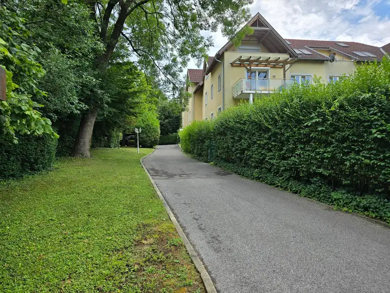Gartenwohnung in absoluter Top Lage - LKH Nähe