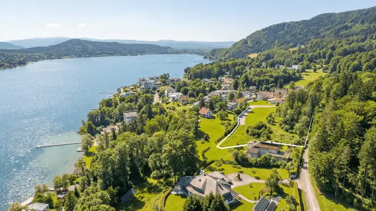 EXKLUSIVES BAUGRUNDSTÜCK MIT UNVERBAUBAREM WÖRTHERSEEBLICK