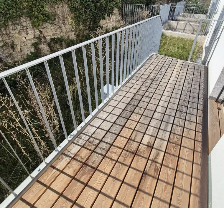 Günstige Gartenwohnung, mit 2 Terrassen und Garten, Neubau und Erstbezug!