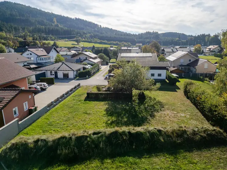 726 m² Baugrundstück in Irrsdorf – provisionsfrei!