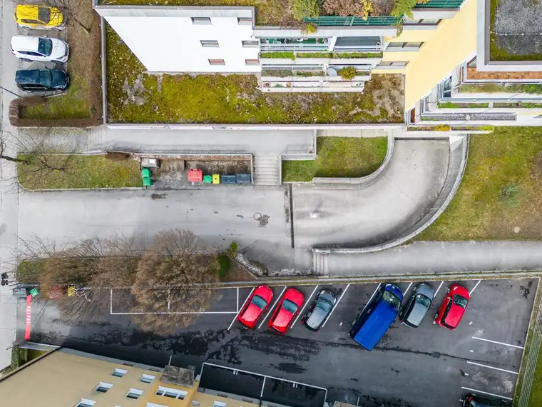 Tiefgaragenstellplatz ''Herrnau''