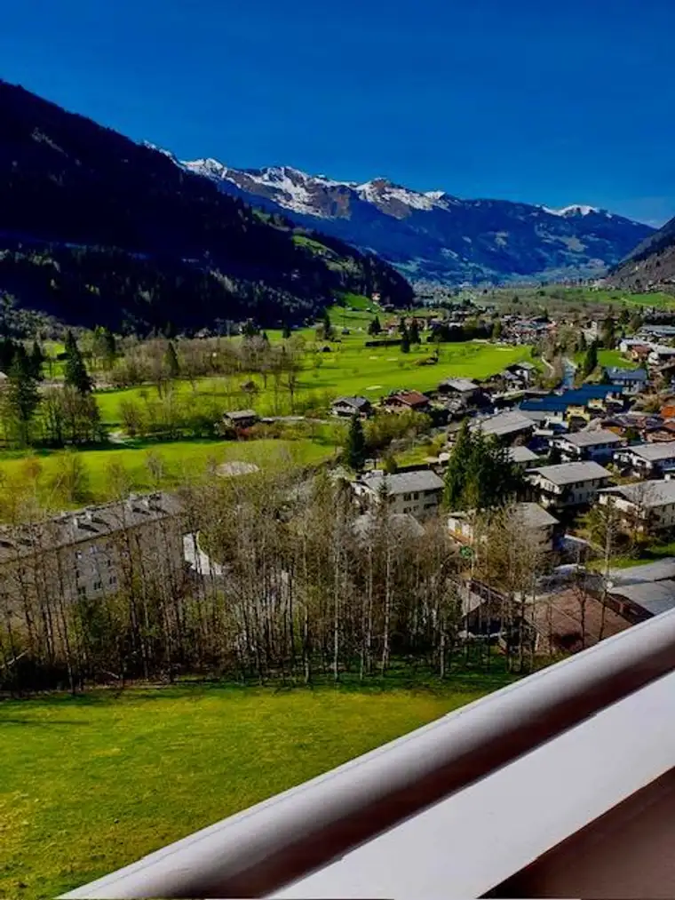 A rare opportunity to purchase a Zweitwohnsitz/Holiday Home Apartment in Bad Gastein 