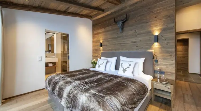 A charming 4 bedroom apartment that enjoys exceptional shared spa facilities