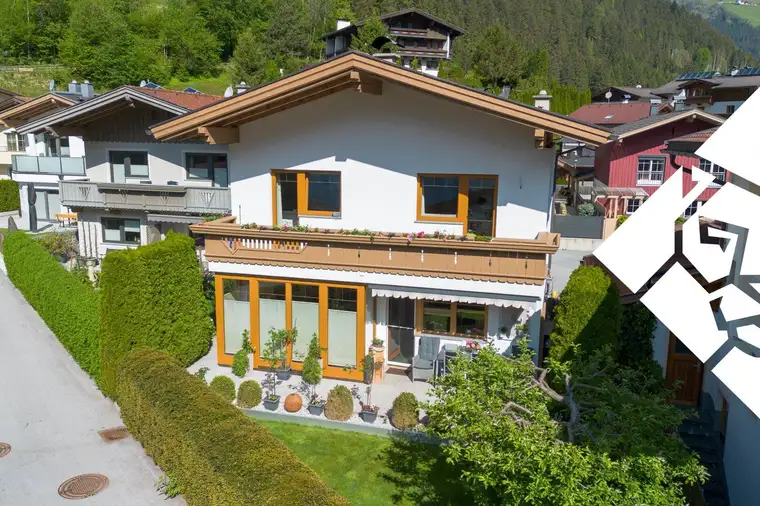 Zuhause ankommen - Gepflegtes Einfamilienhaus in Schwendau mit Garten und Balkon